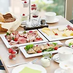Designhotel Whitman Apart Otel 3*