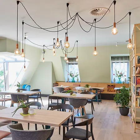 Designhotel Whitman 3*